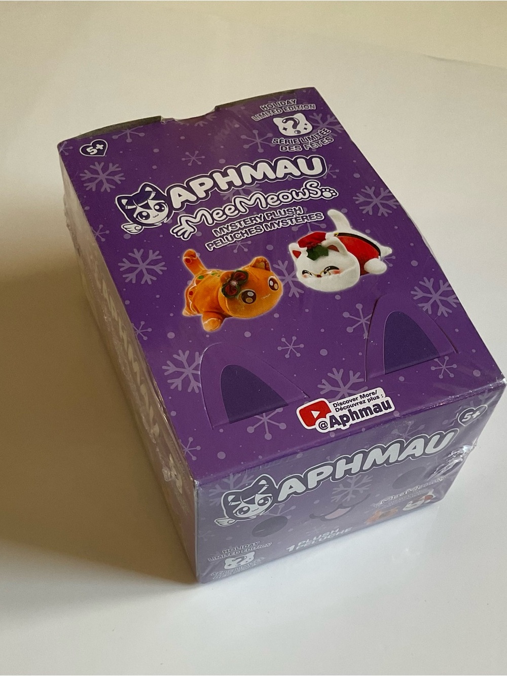 Aphmau Mee Meows Surprise Plush Holiday Limited Edition Box